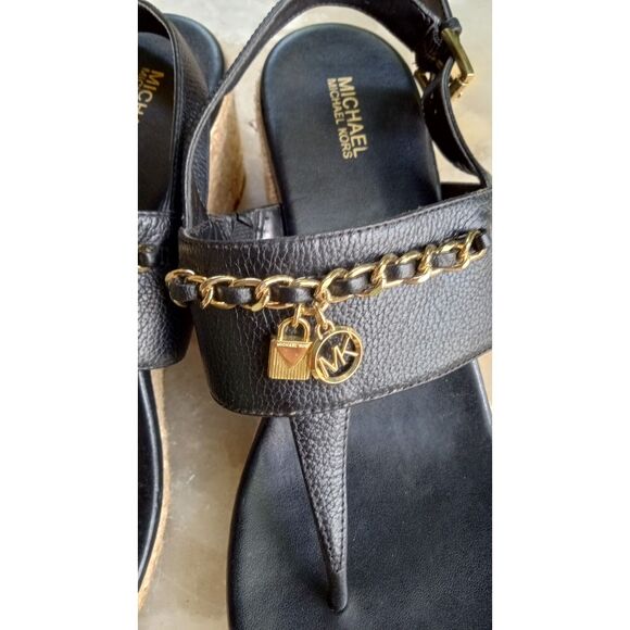 Michael Kors Elsa Leather Wedge Thong Sandal Charm Logo Black - Picture 5 of 11